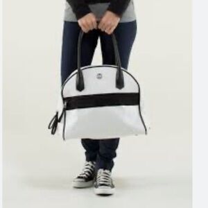 Lululemon Athletica Sweat Once A Day Bag White Handles Dividers Laptop Bag FLAWS